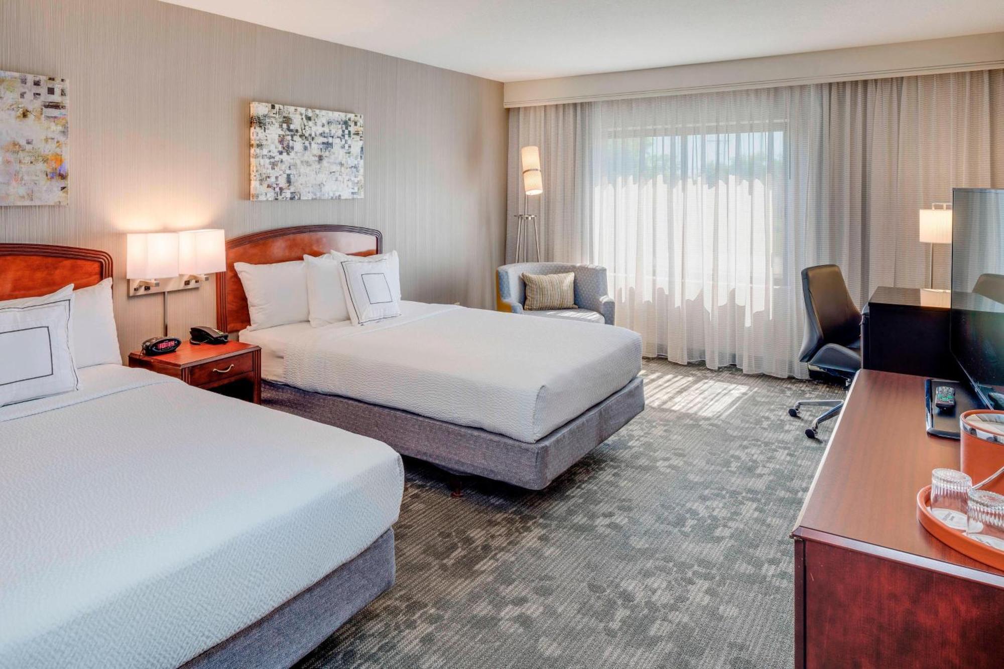 Hotel Courtyard By Marriot South Brunswick